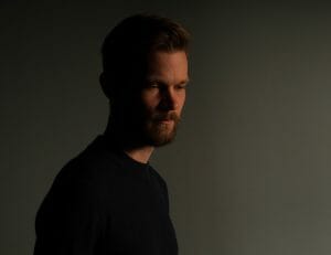 Homepage 300x231 - Moritz Moessinger