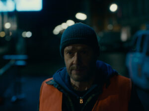 A Distant Figure 1.1.10 300x225 - A Distant Figure_1.1.10