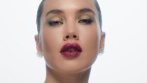 Isamaya 3 300x169 - Isamaya_3