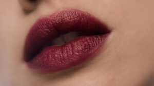 Isamaya 4 300x169 - Isamaya_4