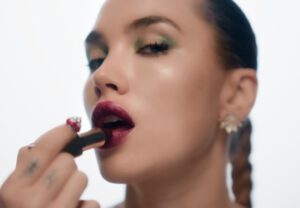 Isamaya 5 e1706018613551 300x208 - Isamaya_5